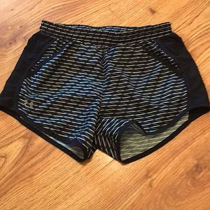 Black and white under amour athletic shorts.